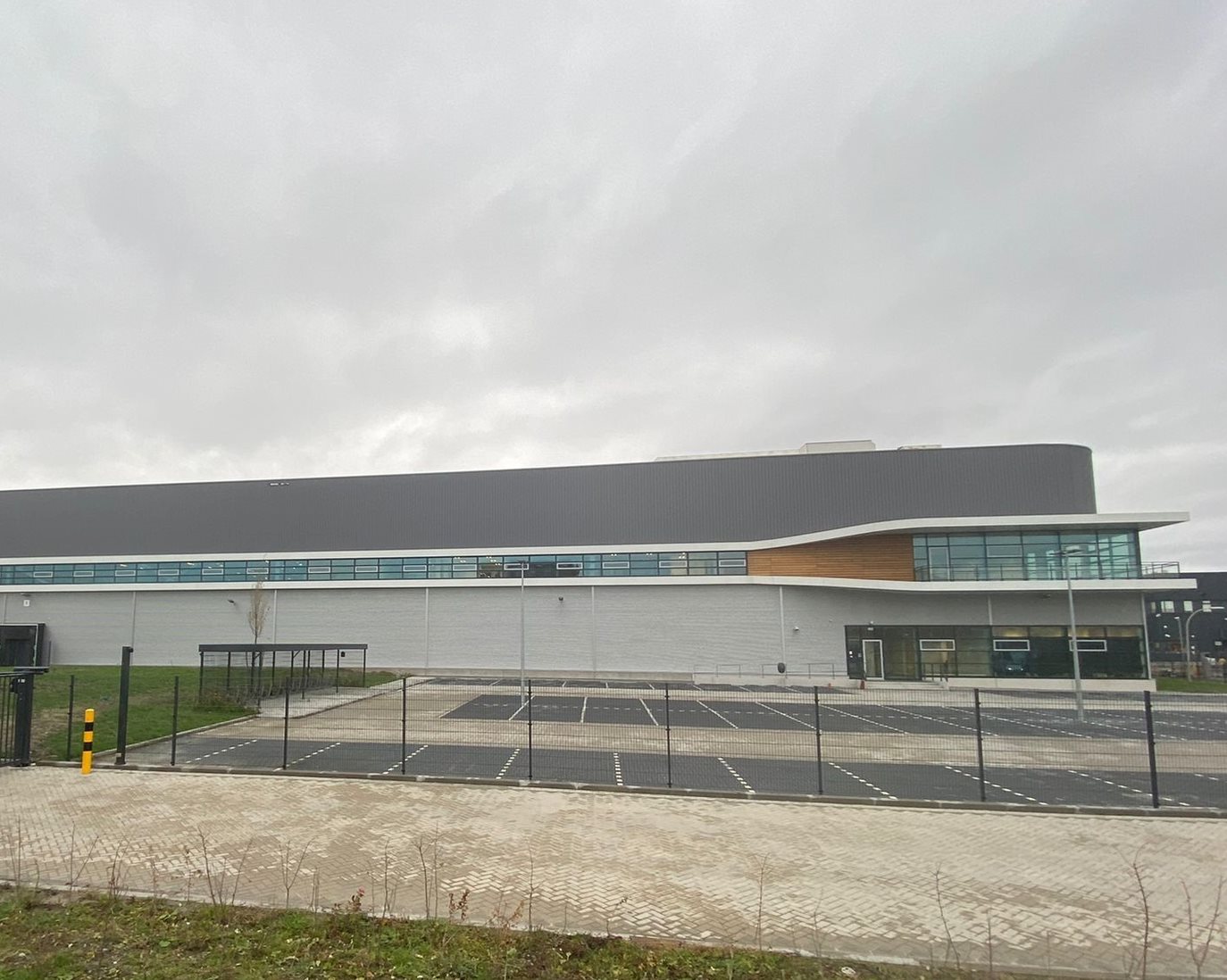 New European Distribution Center Den Hoorn Netherlands.jpg